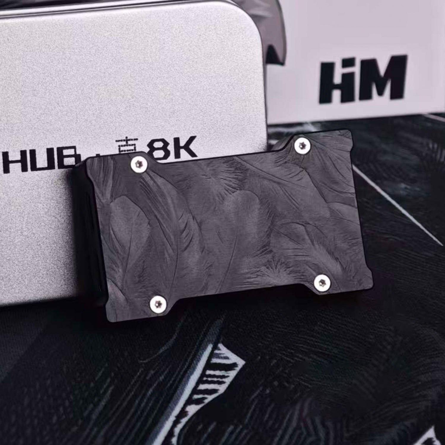 HM Lab - Z-NEO 8K USB HUB w/ LCD Screen