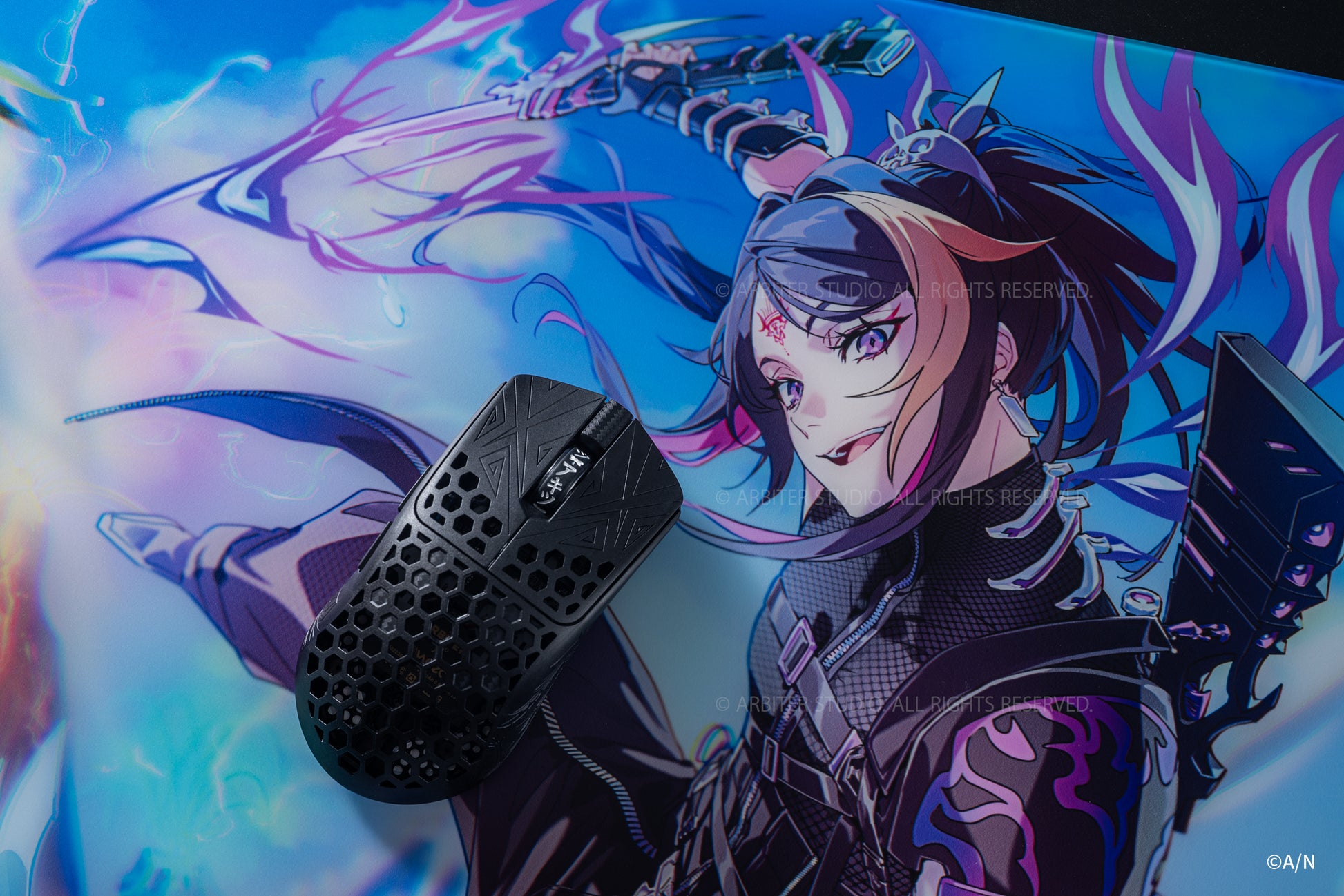 SHU & CLAUDE - LUNAR SPEED Glass Pad